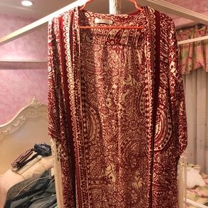 Trendy LF Floral Red Kimono